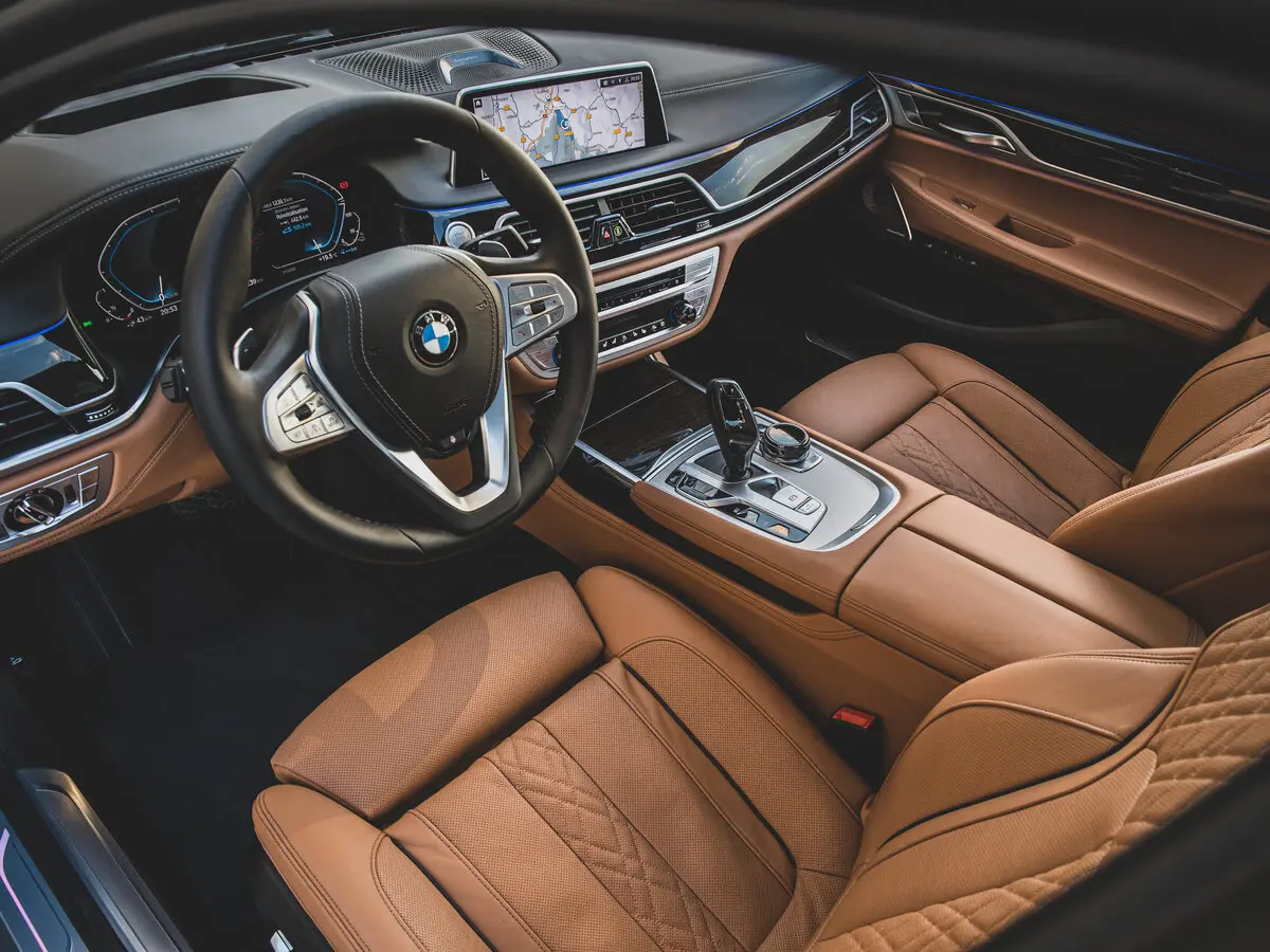BMW 7 серии VI (G11/G12) Рестайлинг Седан — 照片 5