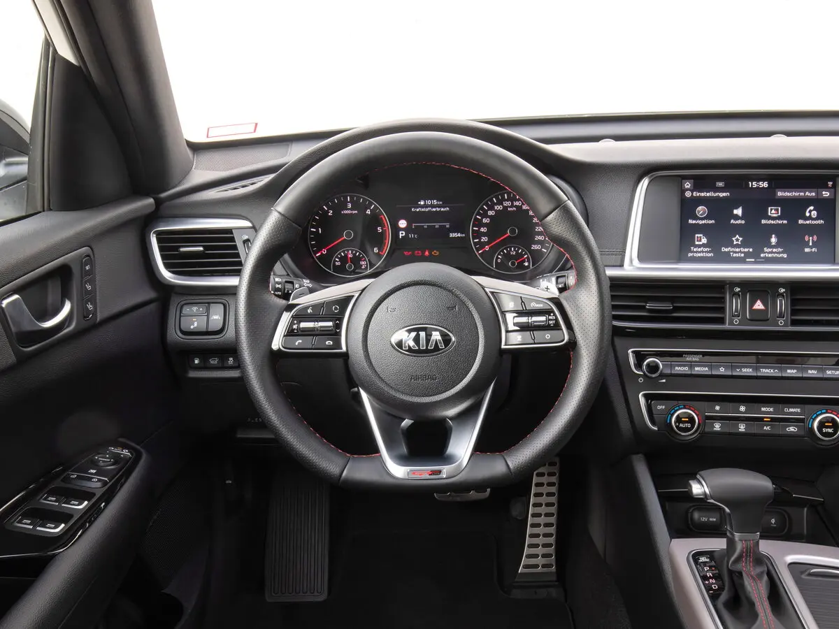 Kia Optima IV Рестайлинг Универсал 5 дв. — фото 8