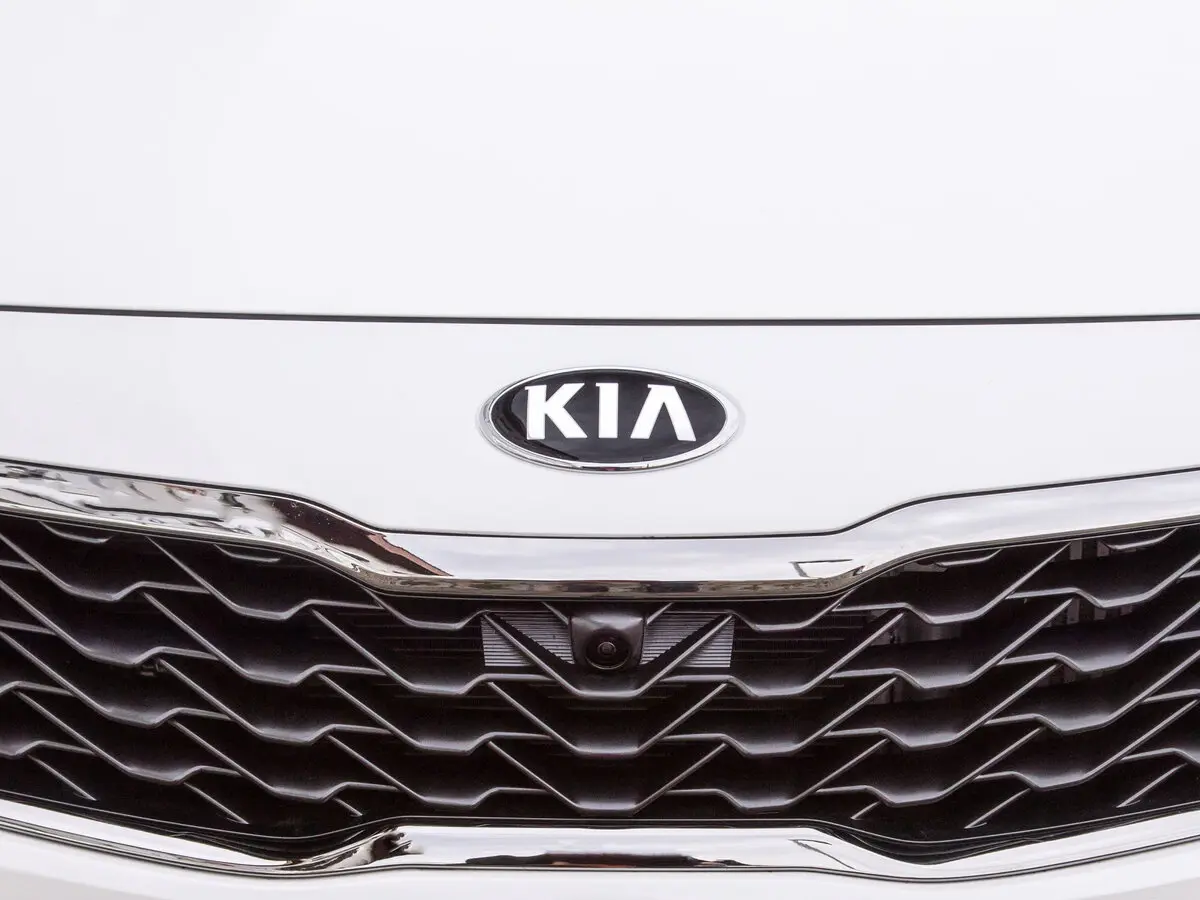 Kia Optima IV Рестайлинг Универсал 5 дв. — фото 13