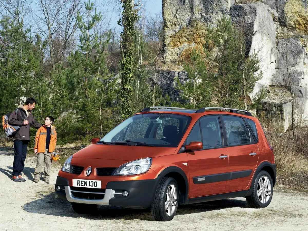 Renault Scenic II Рестайлинг Компактвэн Conquest