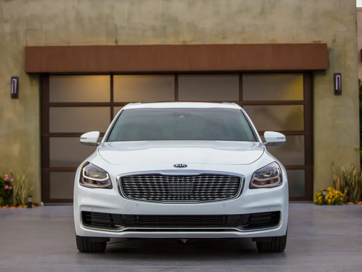 Kia K900 II Седан — сүрөт 3