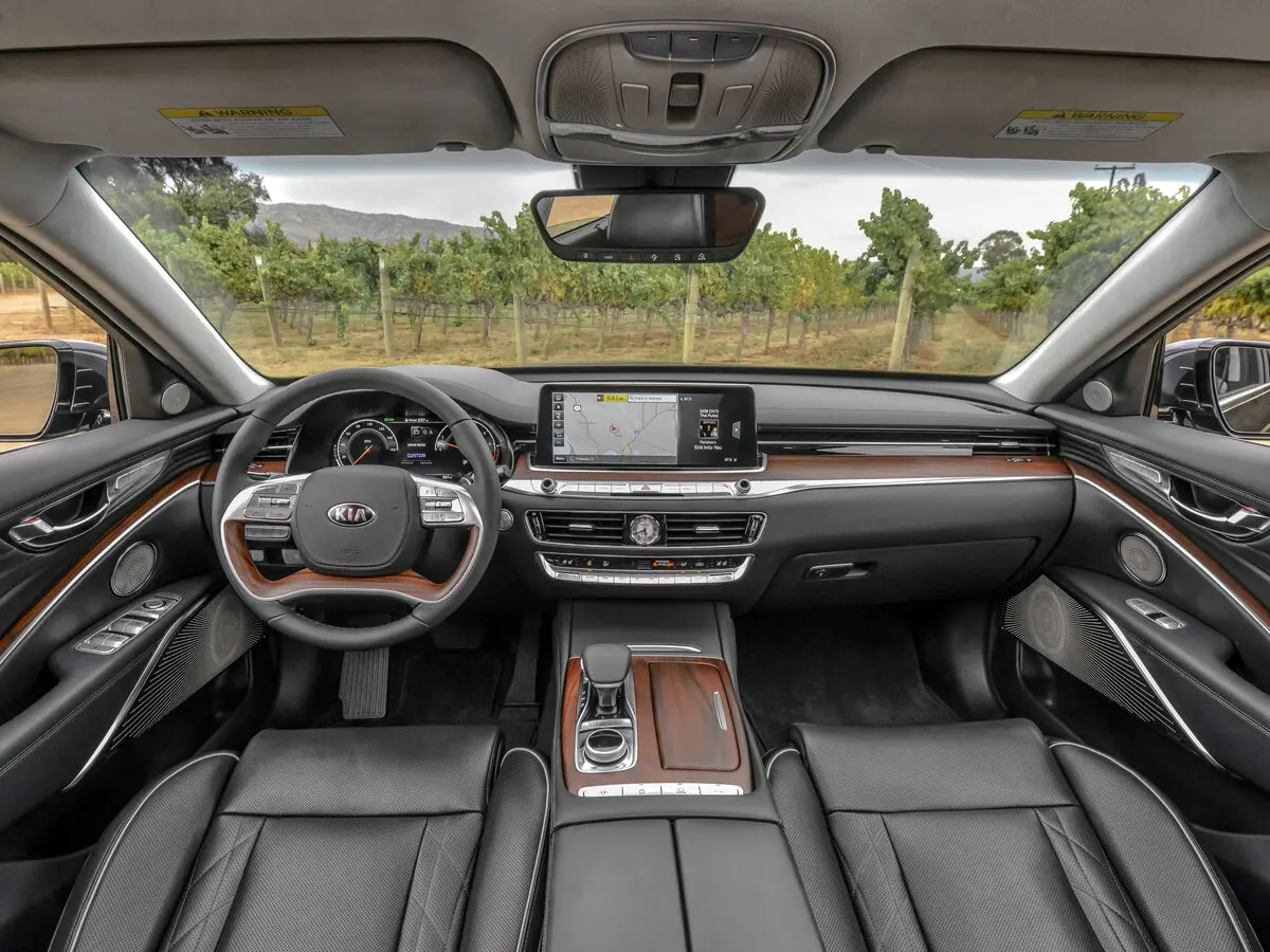 Kia K900 II Седан — сүрөт 6