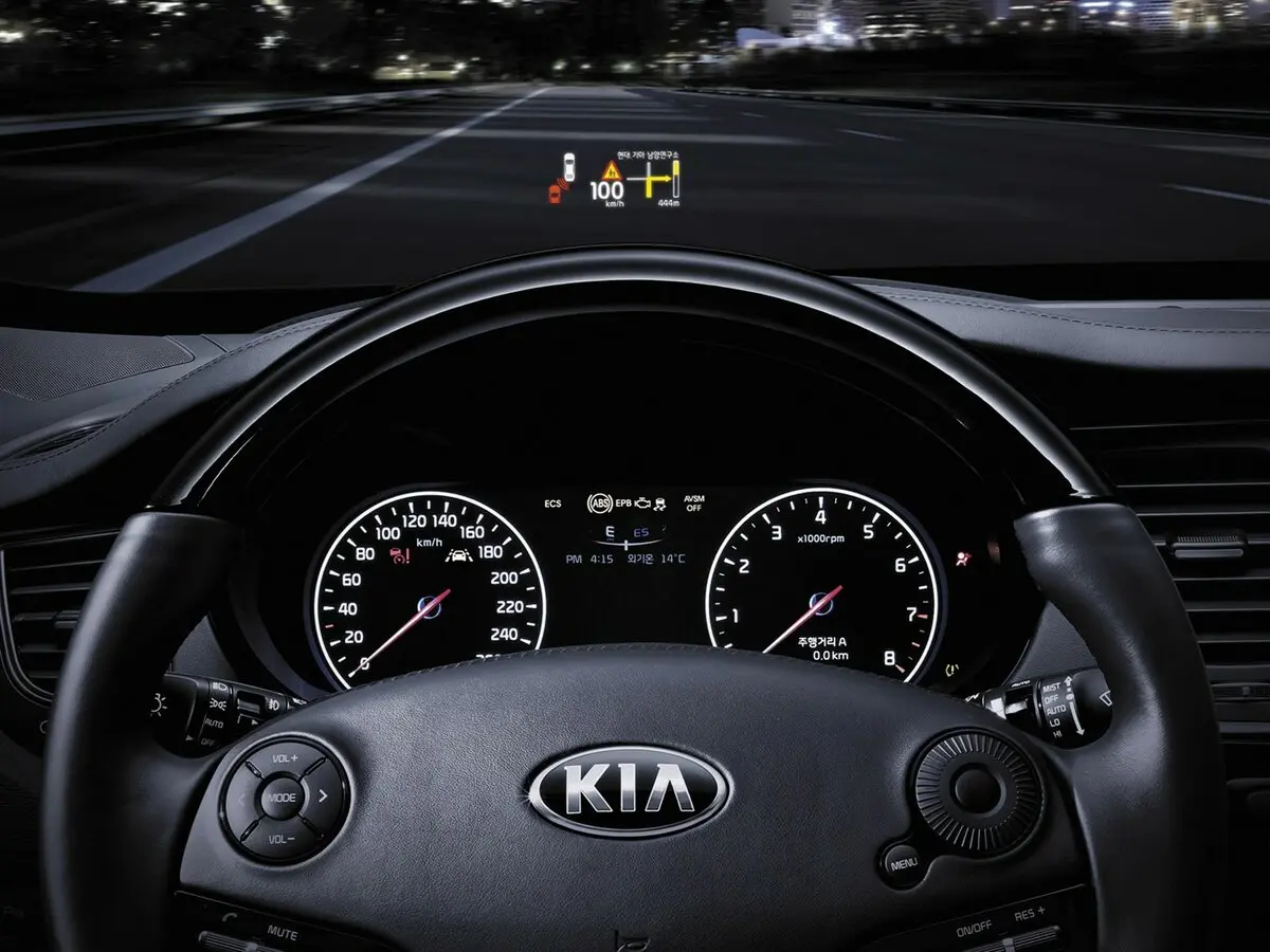Kia K900 I Седан — photo 6
