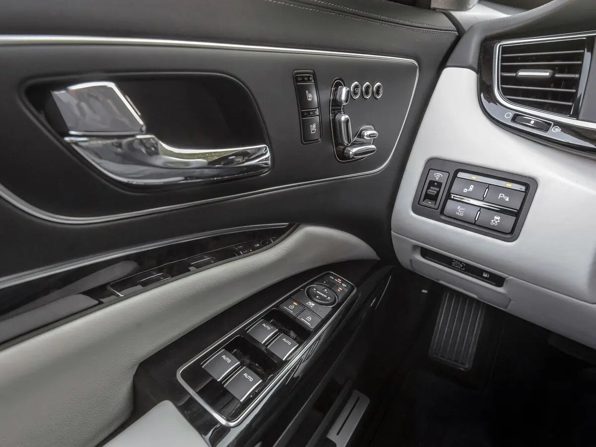 Kia K900 I Седан — photo 9