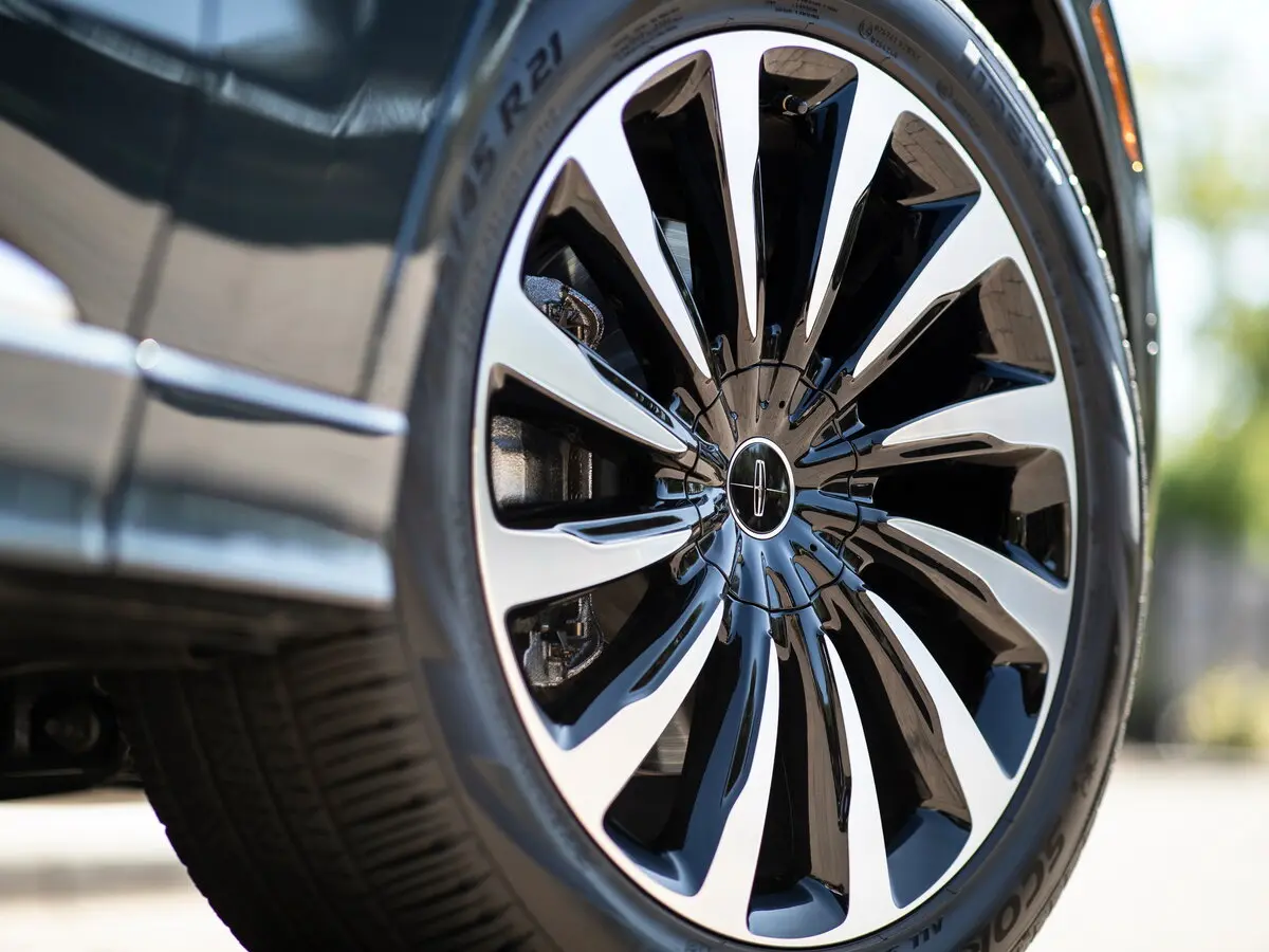 Lincoln Aviator II Внедорожник 5 дв. — сүрөт 18