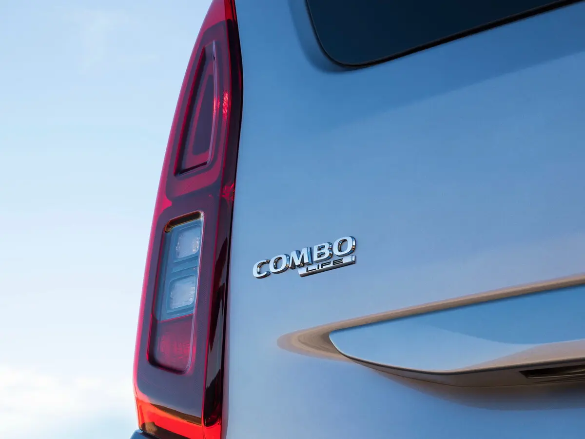 Opel Combo E Компактвэн — сүрөт 14