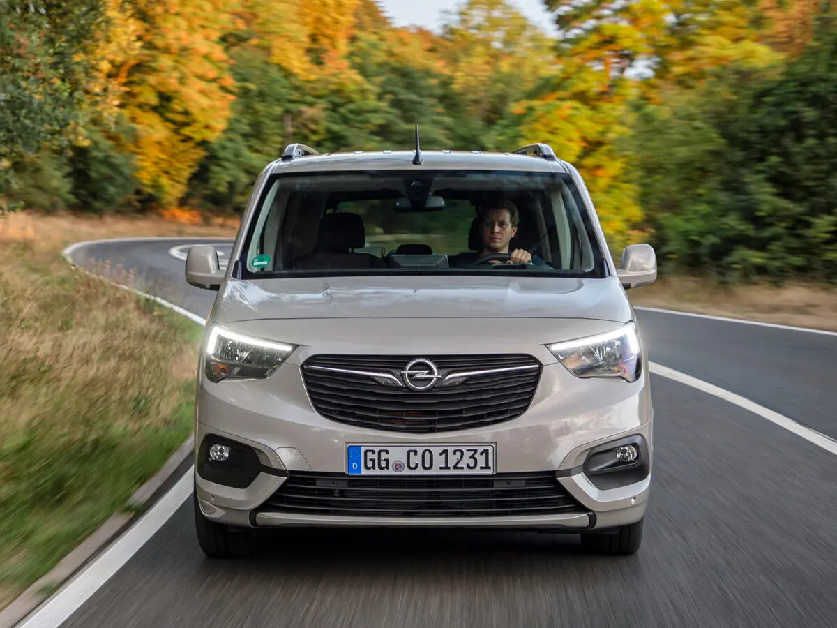Opel Combo E Компактвэн XL — сүрөт 3