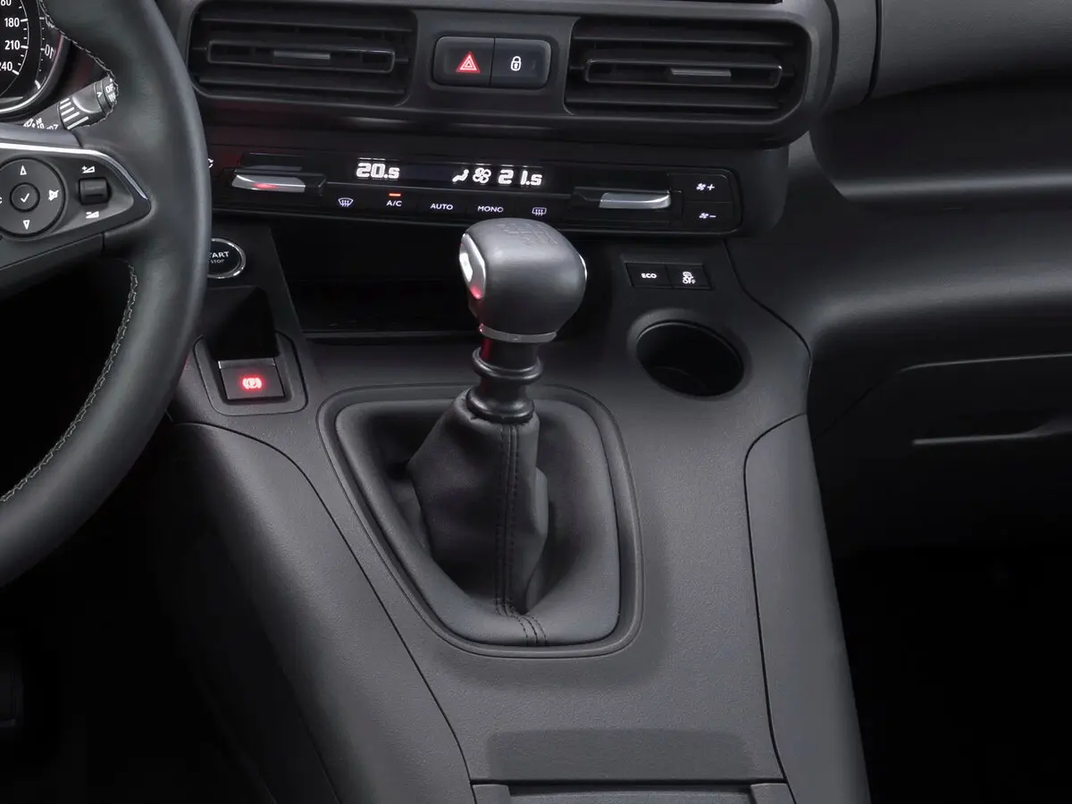 Opel Combo E Компактвэн XL — сүрөт 9