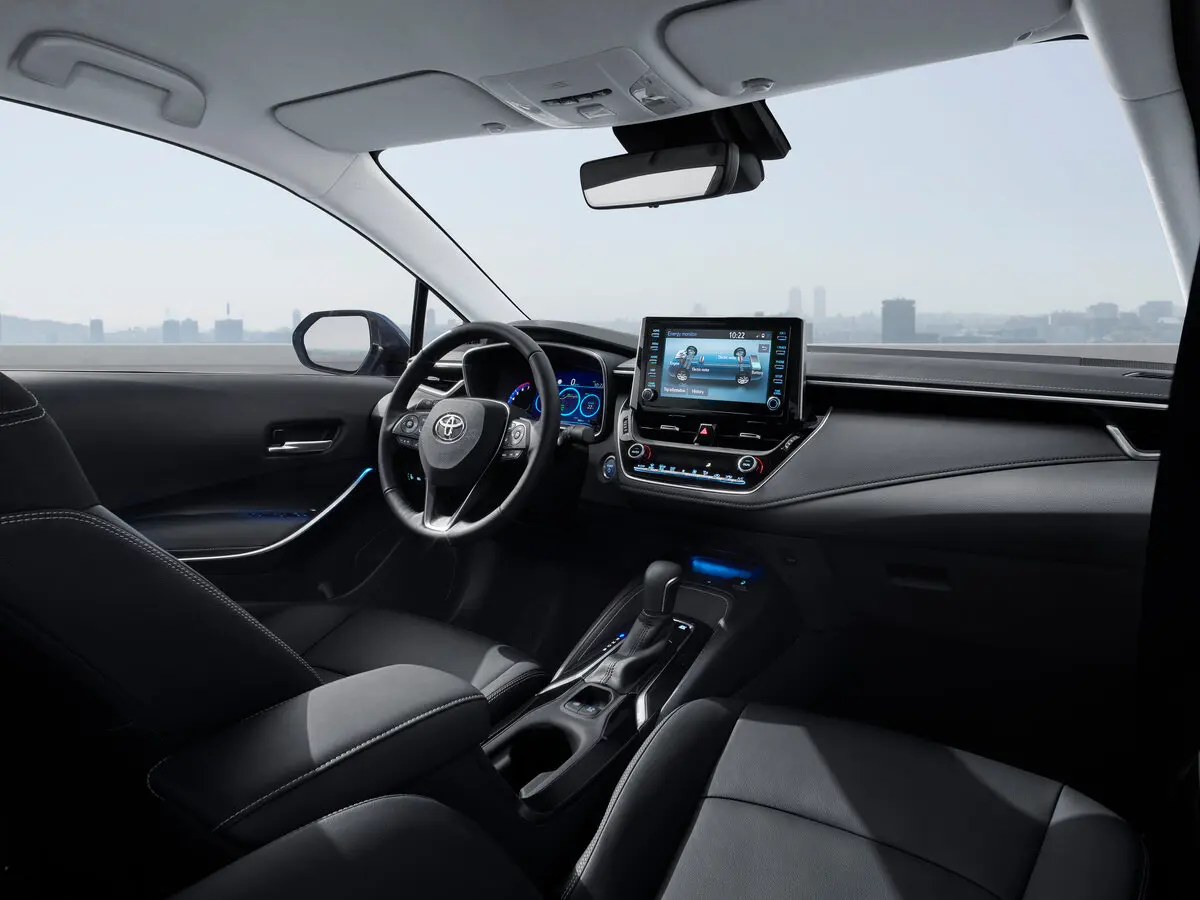 Toyota Corolla XII (E210) Седан — фото 7