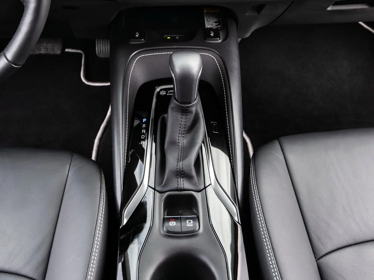 Toyota Corolla XII (E210) Седан — фото 13