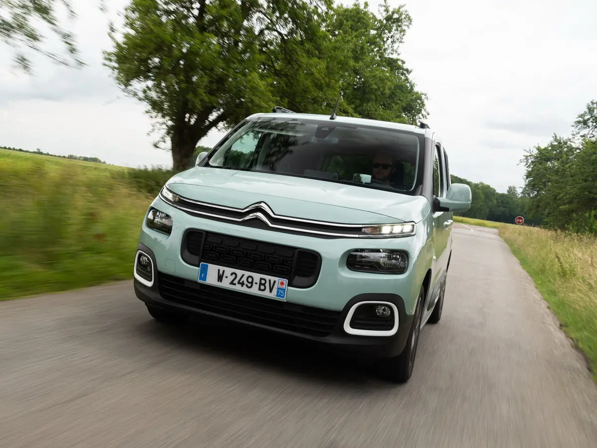Citroen Berlingo III Компактвэн — 照片 3