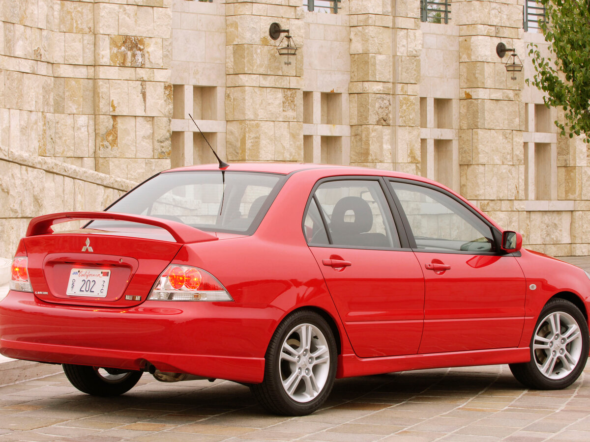Mitsubishi Lancer Ralliart IX Рестайлинг Седан — фото 5