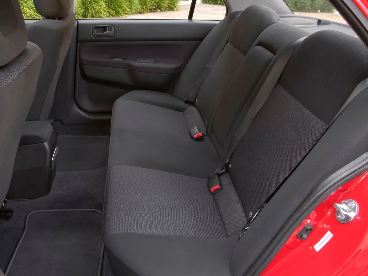 Mitsubishi Lancer Ralliart IX Рестайлинг Седан — сүрөт 8