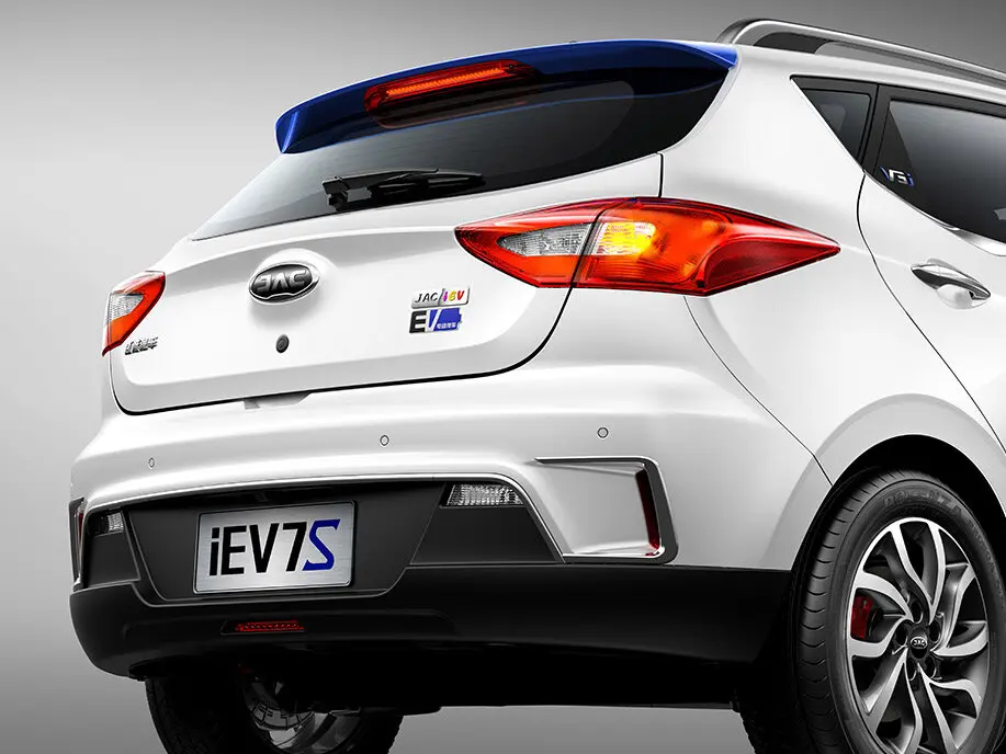 JAC iEV7S I Внедорожник 5 дв. — 照片 15