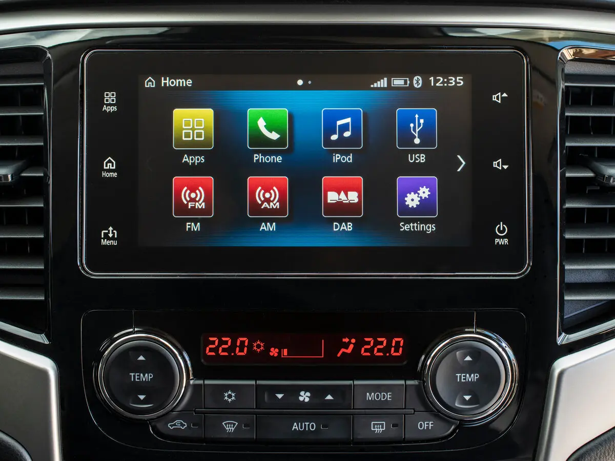 Mitsubishi L200 V Рестайлинг Пикап Двойная кабина — сүрөт 17