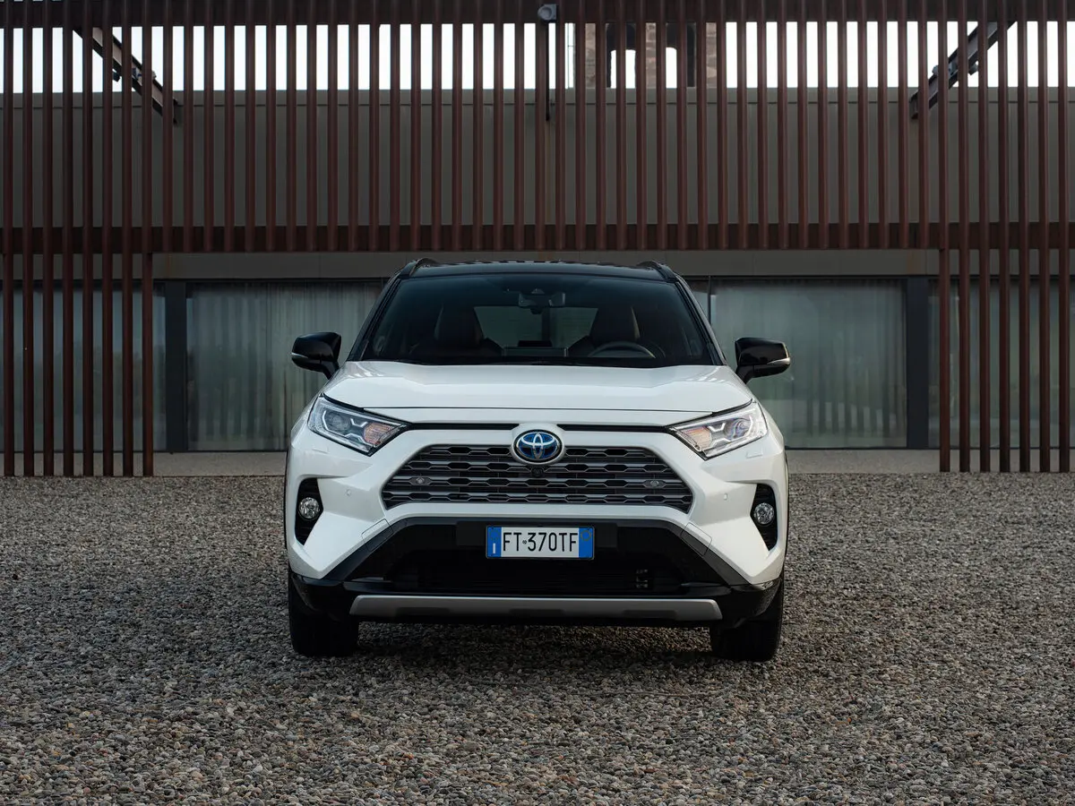 Toyota RAV4 V (XA50) Внедорожник 5 дв. — фото 3