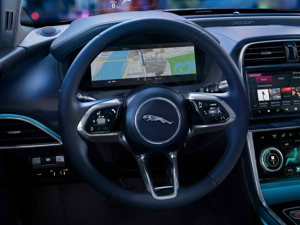 Jaguar XE I Рестайлинг Седан — сүрөт 9