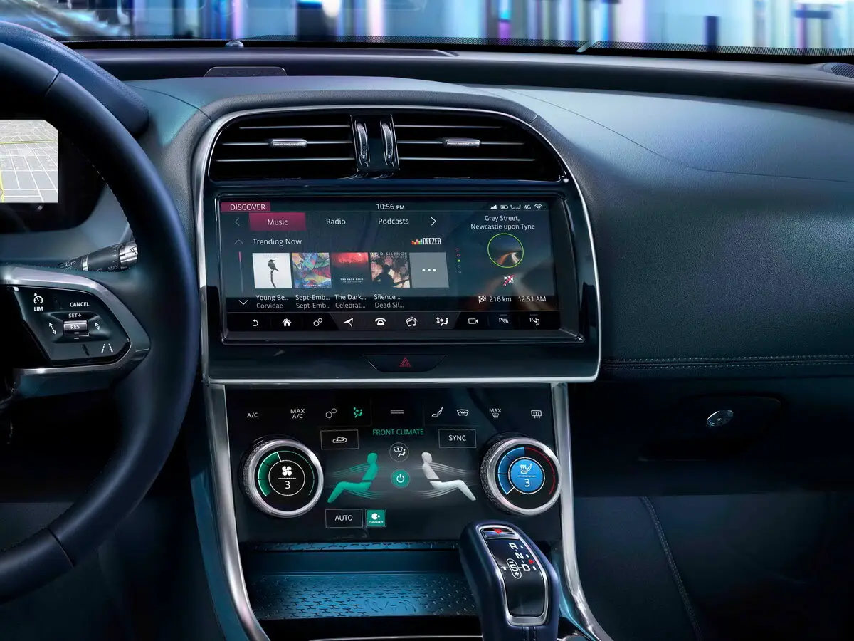 Jaguar XE I Рестайлинг Седан — сүрөт 14