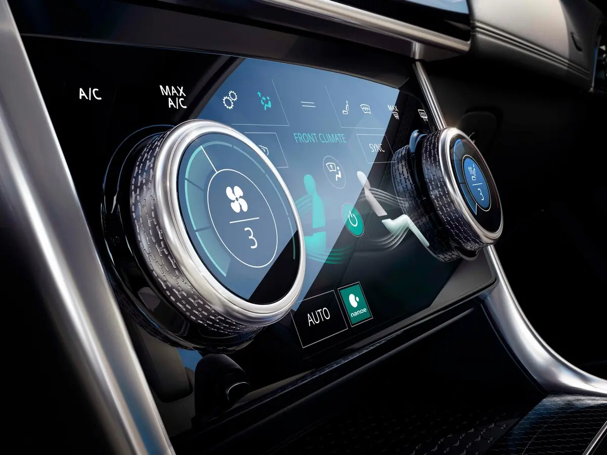 Jaguar XE I Рестайлинг Седан — сүрөт 15