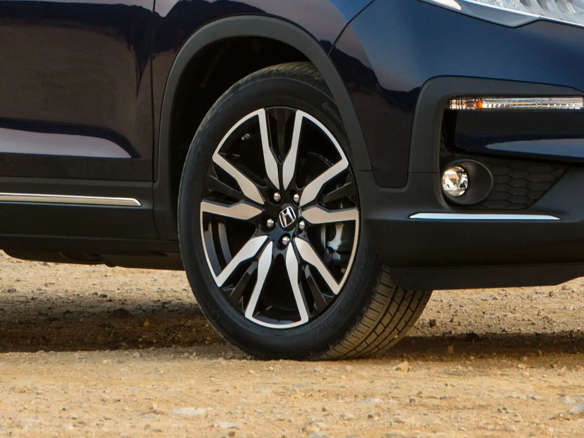 Honda Pilot III Рестайлинг Внедорожник 5 дв. — сүрөт 15
