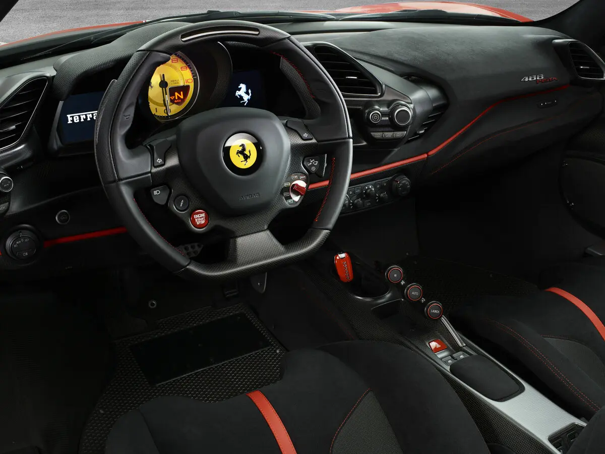 Ferrari 488 2015 – 2019 Купе Pista — сүрөт 8