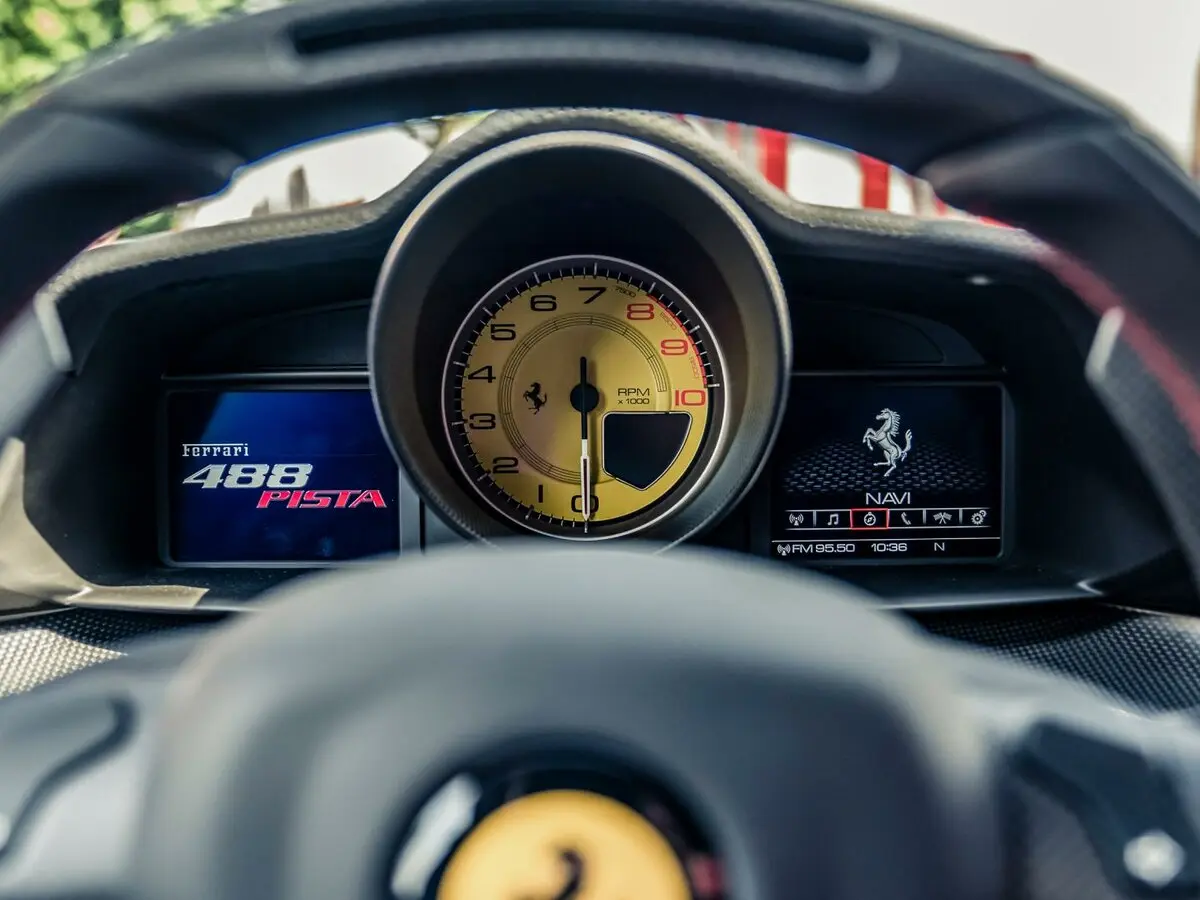 Ferrari 488 2015 – 2019 Купе Pista — сүрөт 9