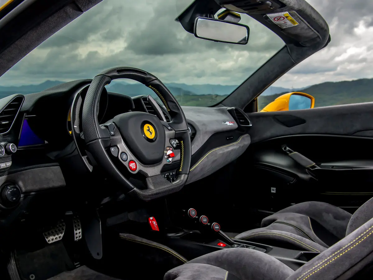 Ferrari 488 2015 – 2019 Родстер Pista Spider — сүрөт 7