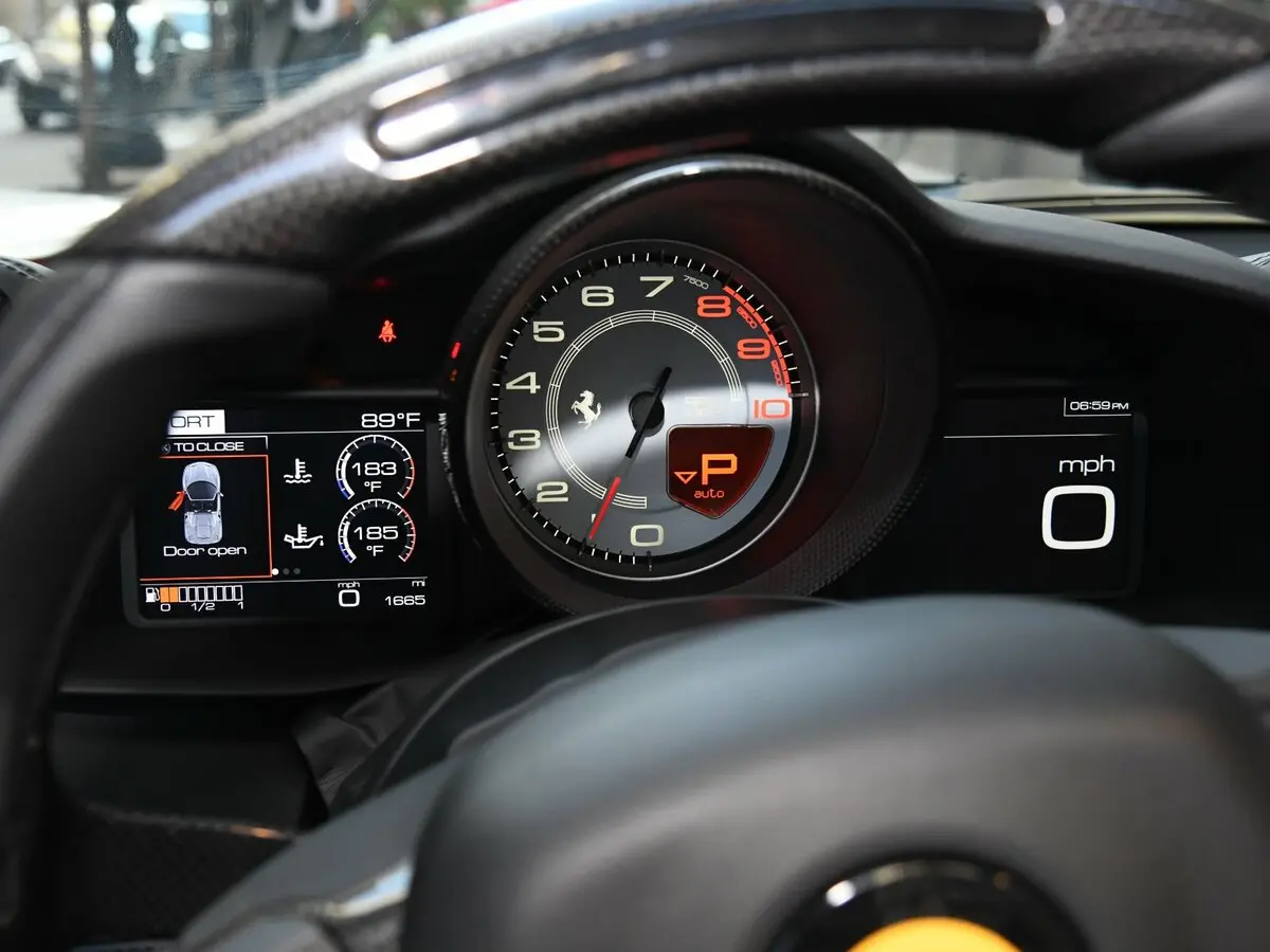 Ferrari 488 2015 – 2019 Родстер Pista Spider — сүрөт 8