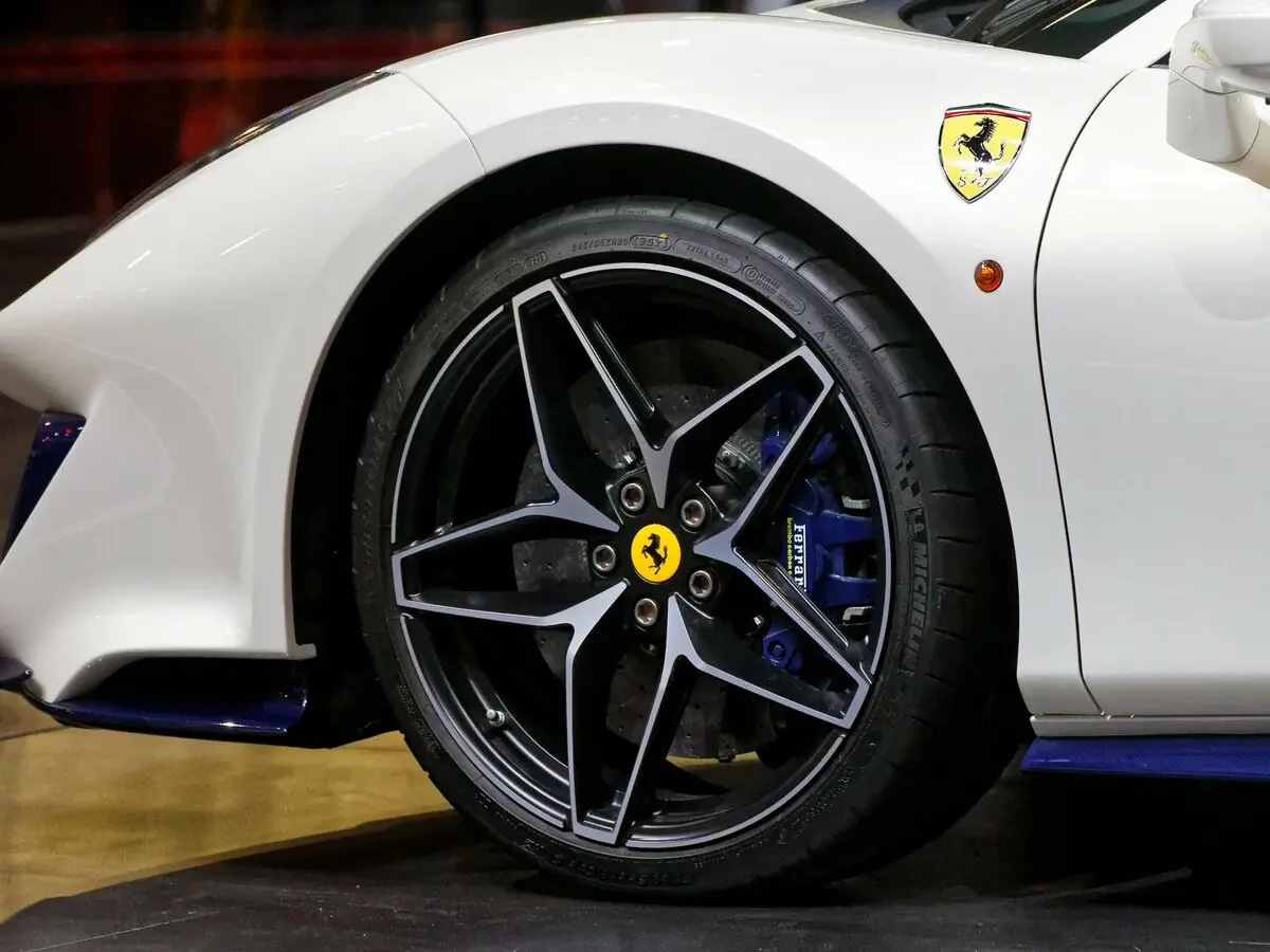 Ferrari 488 2015 – 2019 Родстер Pista Spider — сүрөт 16
