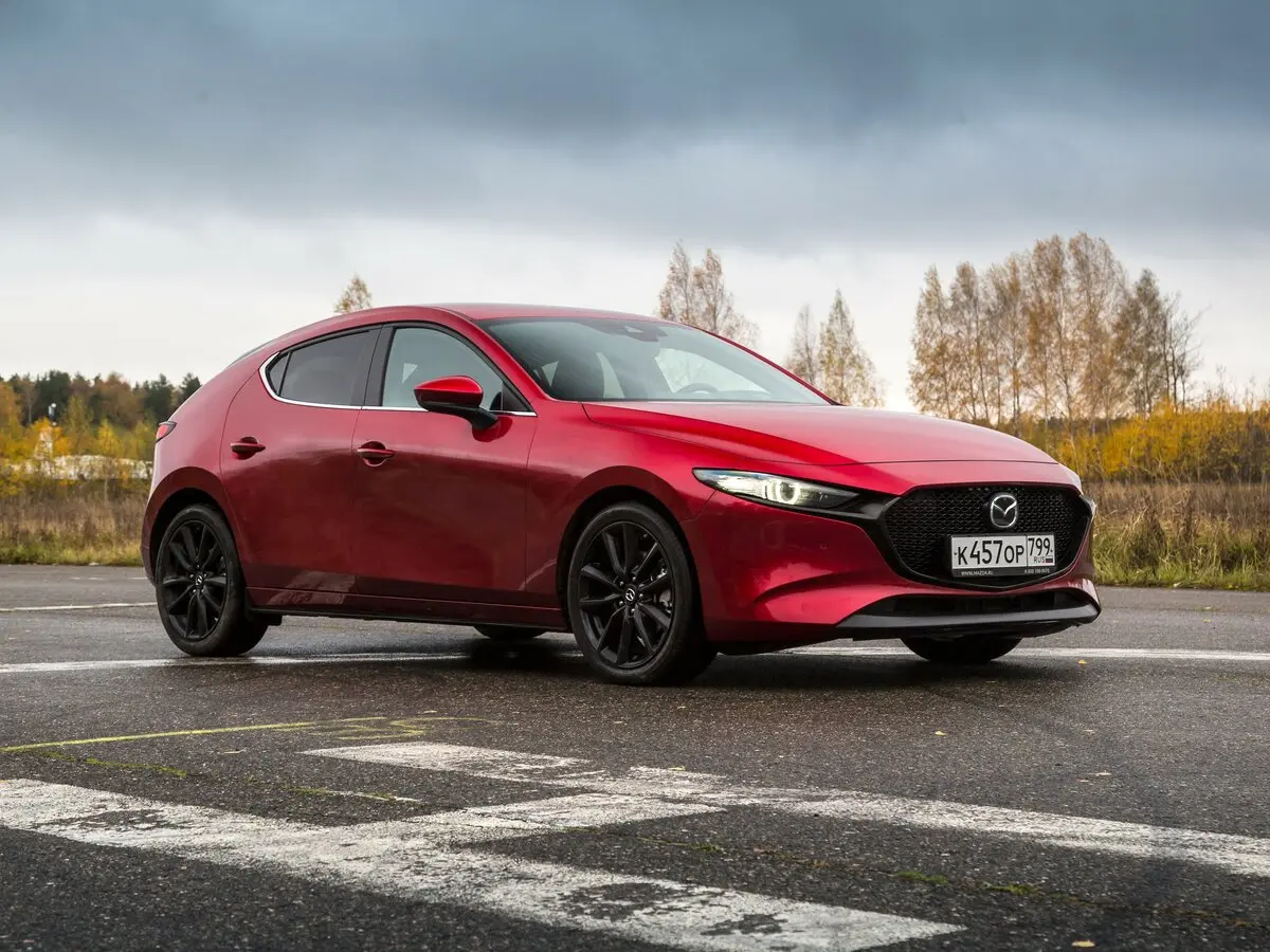 Mazda 3 IV (BP) Хэтчбек 5 дв. — фото 19