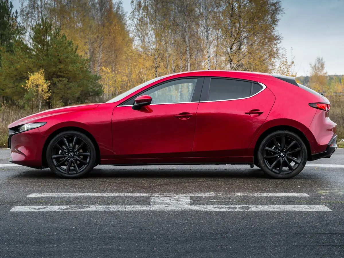 Mazda 3 IV (BP) Хэтчбек 5 дв. — фото 20
