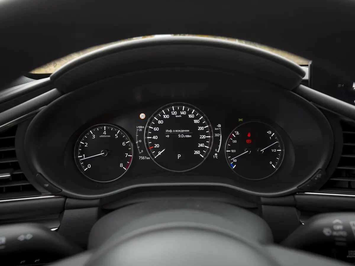 Mazda 3 IV (BP) Хэтчбек 5 дв. — фото 27