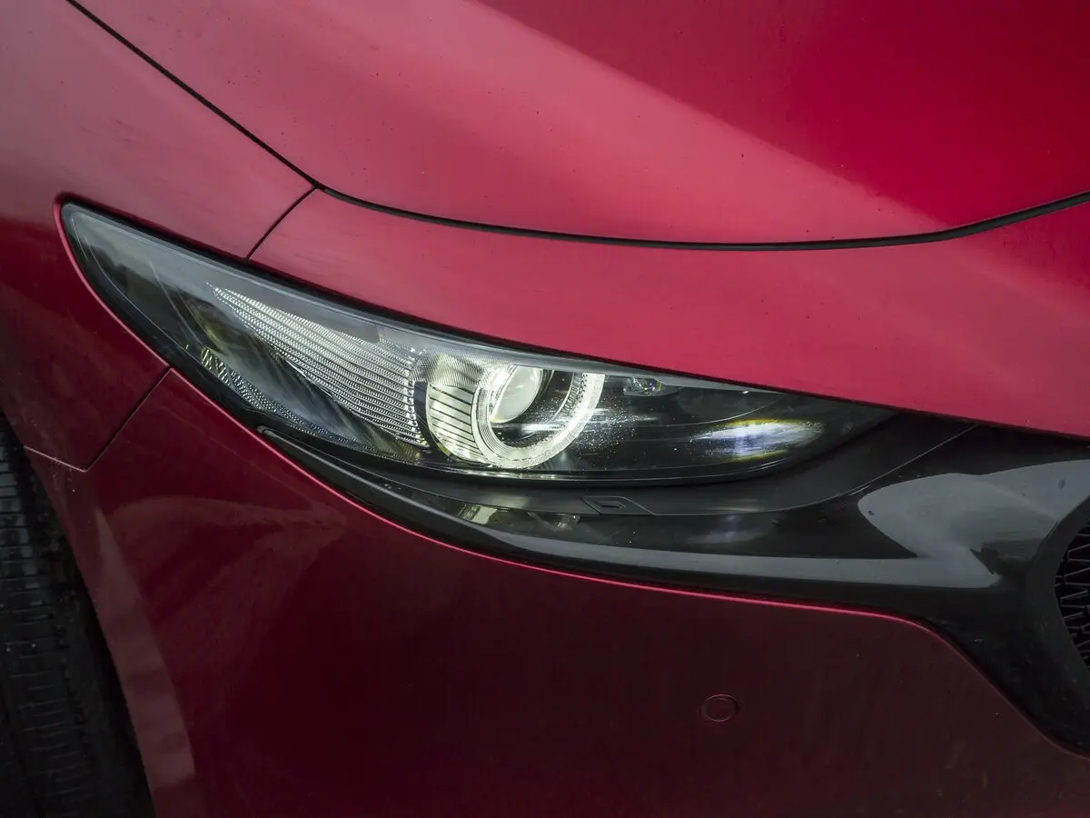 Mazda 3 IV (BP) Хэтчбек 5 дв. — фото 34