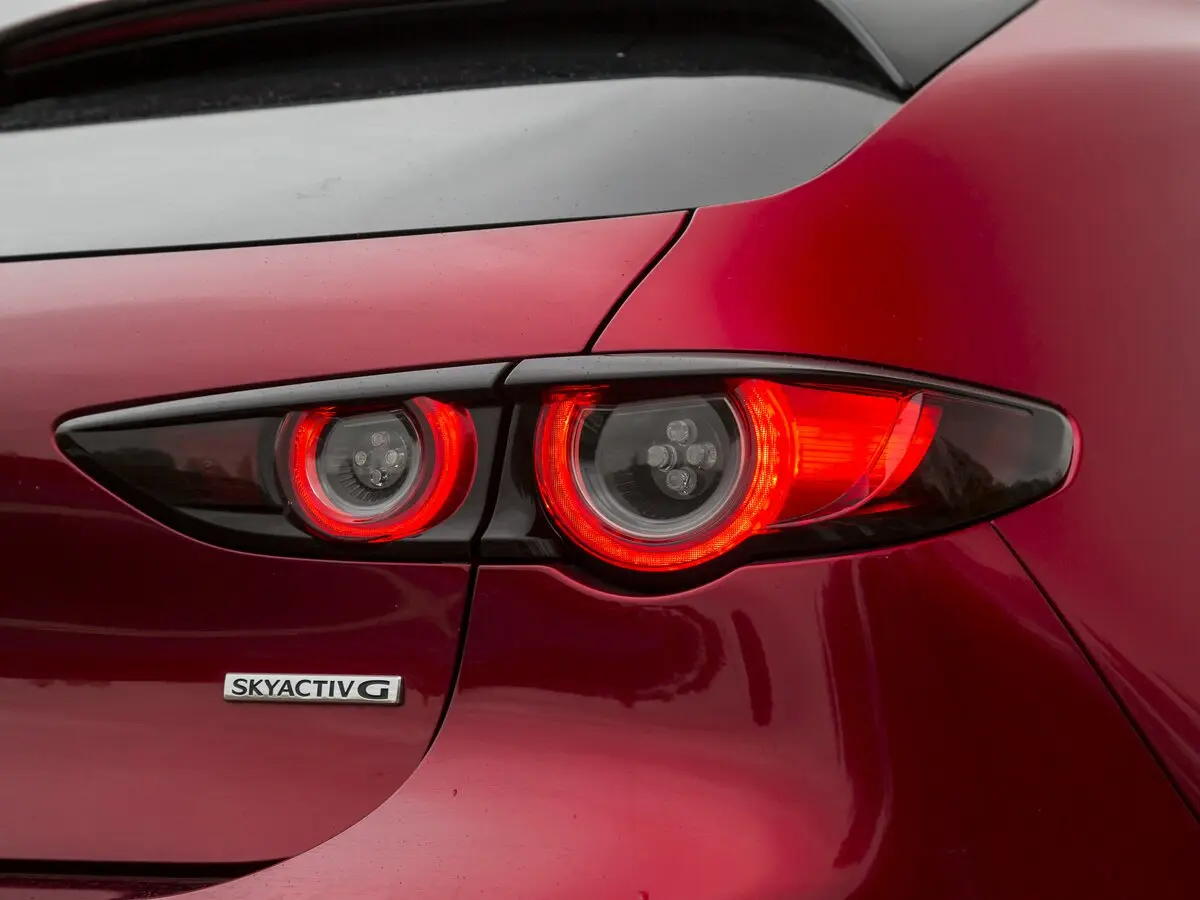 Mazda 3 IV (BP) Хэтчбек 5 дв. — фото 35