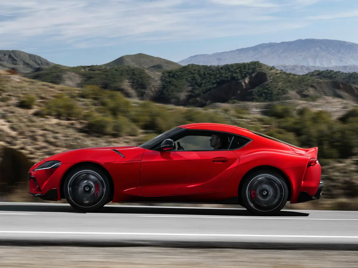 Toyota Supra V (A90) Купе — сүрөт 2