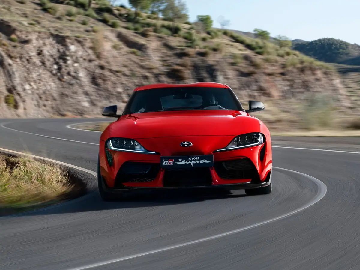 Toyota Supra V (A90) Купе — сүрөт 3