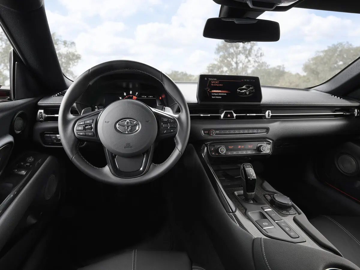 Toyota Supra V (A90) Купе — сүрөт 6
