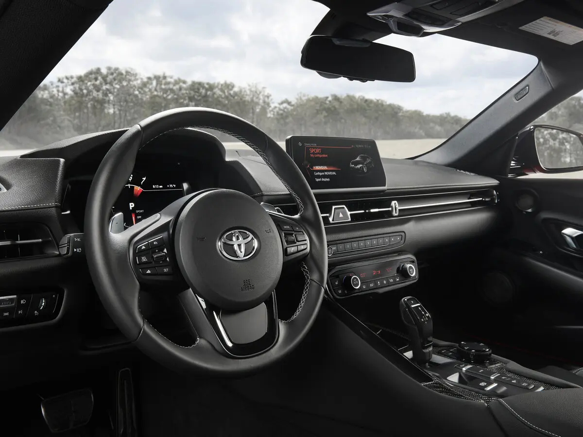 Toyota Supra V (A90) Купе — сүрөт 7
