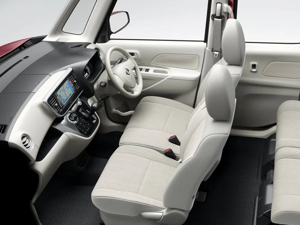 Nissan Dayz Roox I Хэтчбек 5 дв. — сүрөт 7