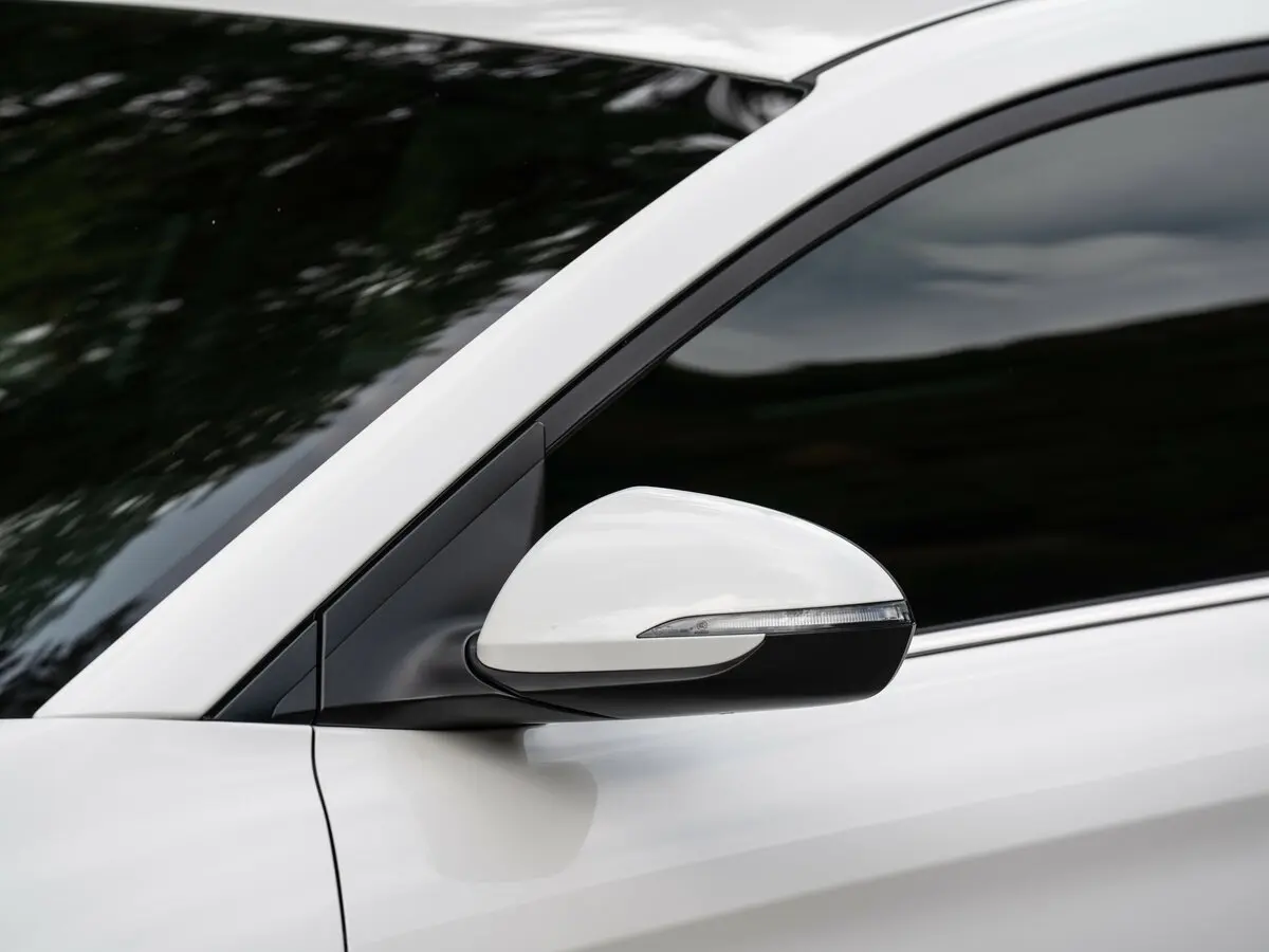 Hyundai Elantra VI (AD) Рестайлинг Седан — сүрөт 10