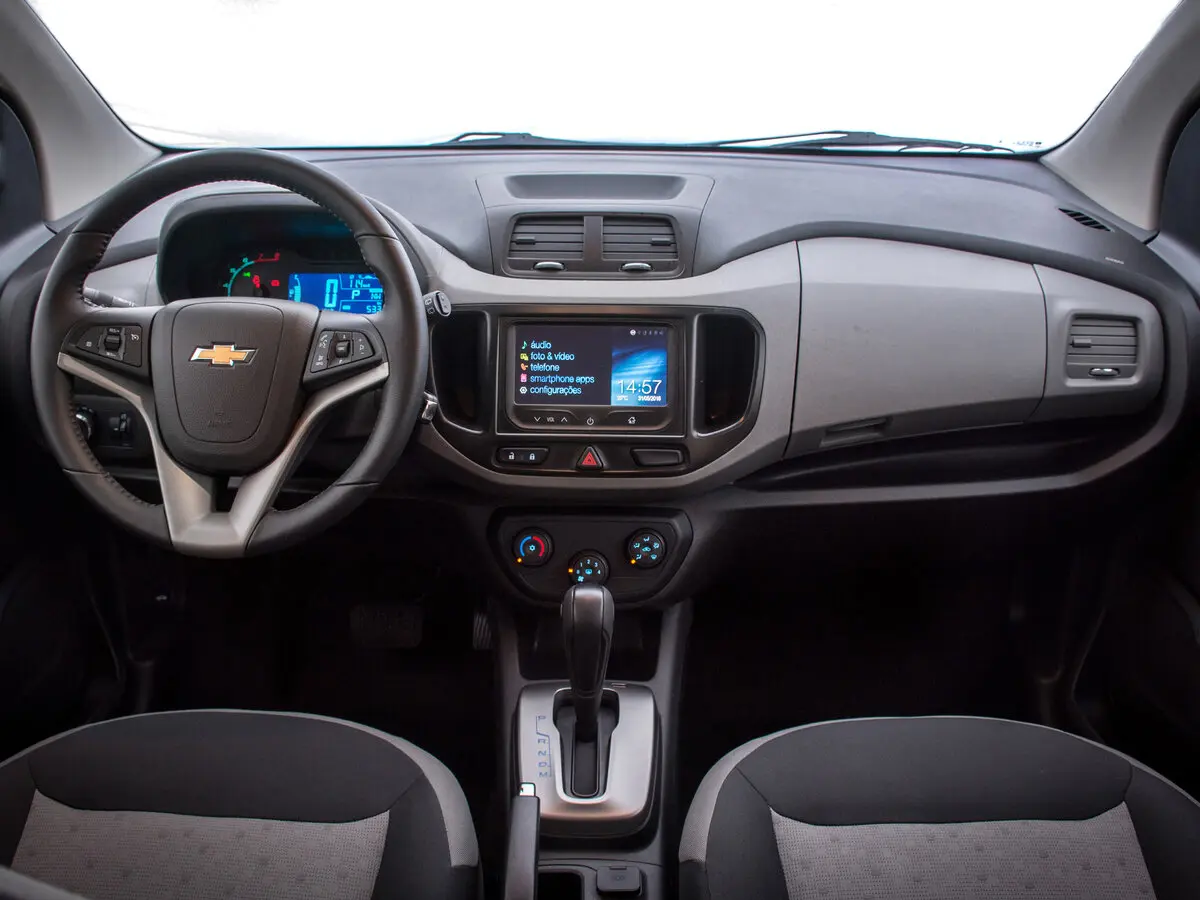 Chevrolet Spin I Минивэн — photo 4