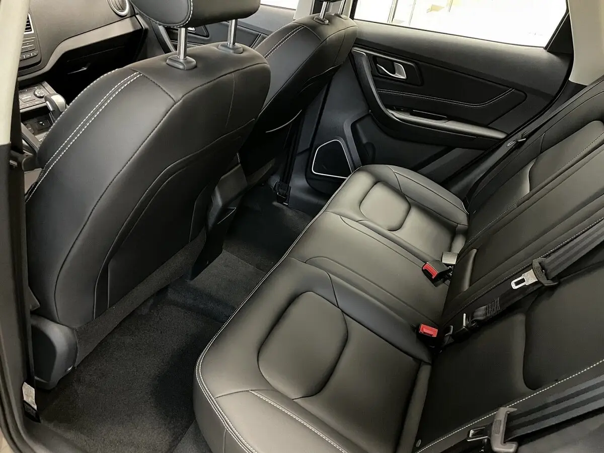 FAW Besturn X40 I Внедорожник 5 дв. — сүрөт 10