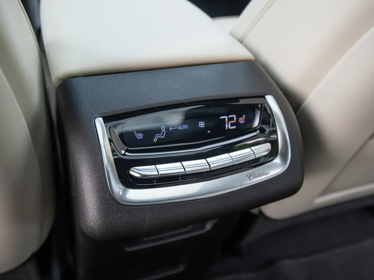 Cadillac XT6 I Внедорожник 5 дв. — сүрөт 14