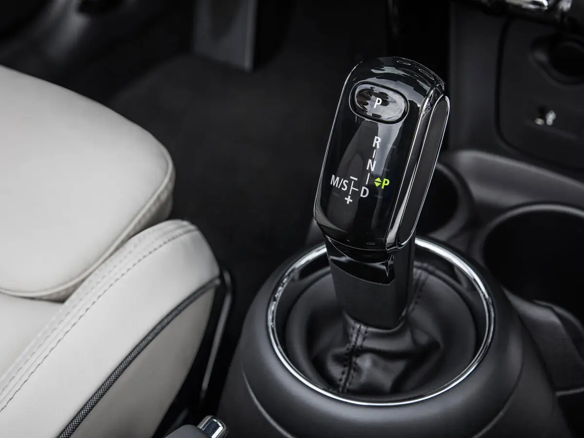 Mini Cabrio III Рестайлинг Кабриолет Cooper S — сүрөт 7