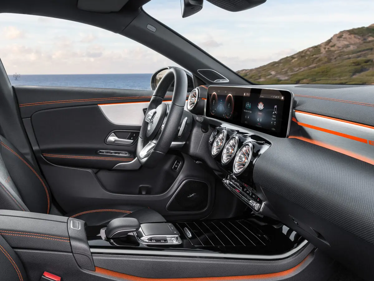 Mercedes-Benz CLA II (C118, X118) Седан — сүрөт 7