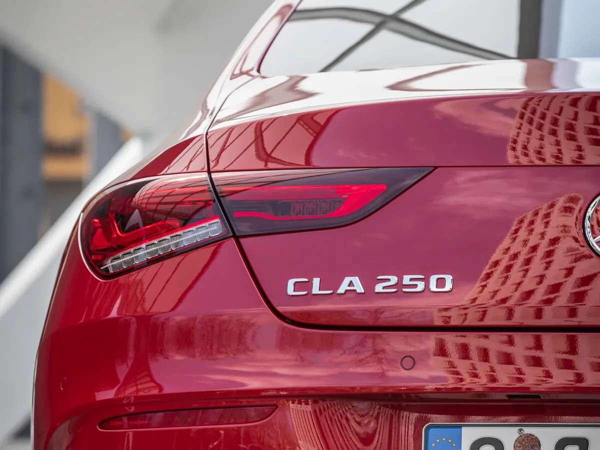 Mercedes-Benz CLA II (C118, X118) Седан — сүрөт 13