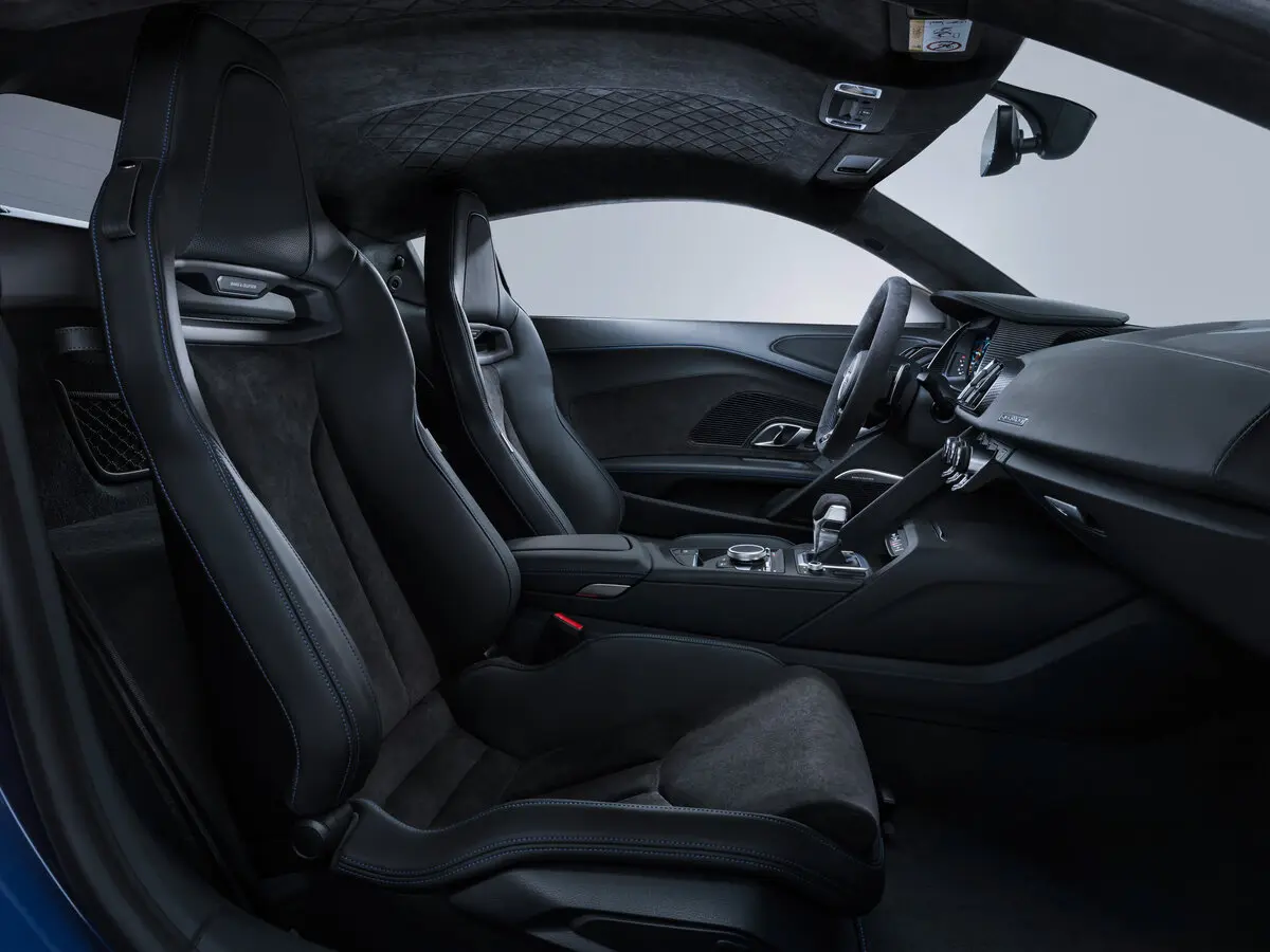Audi R8 II (4S) Рестайлинг Купе — сүрөт 6
