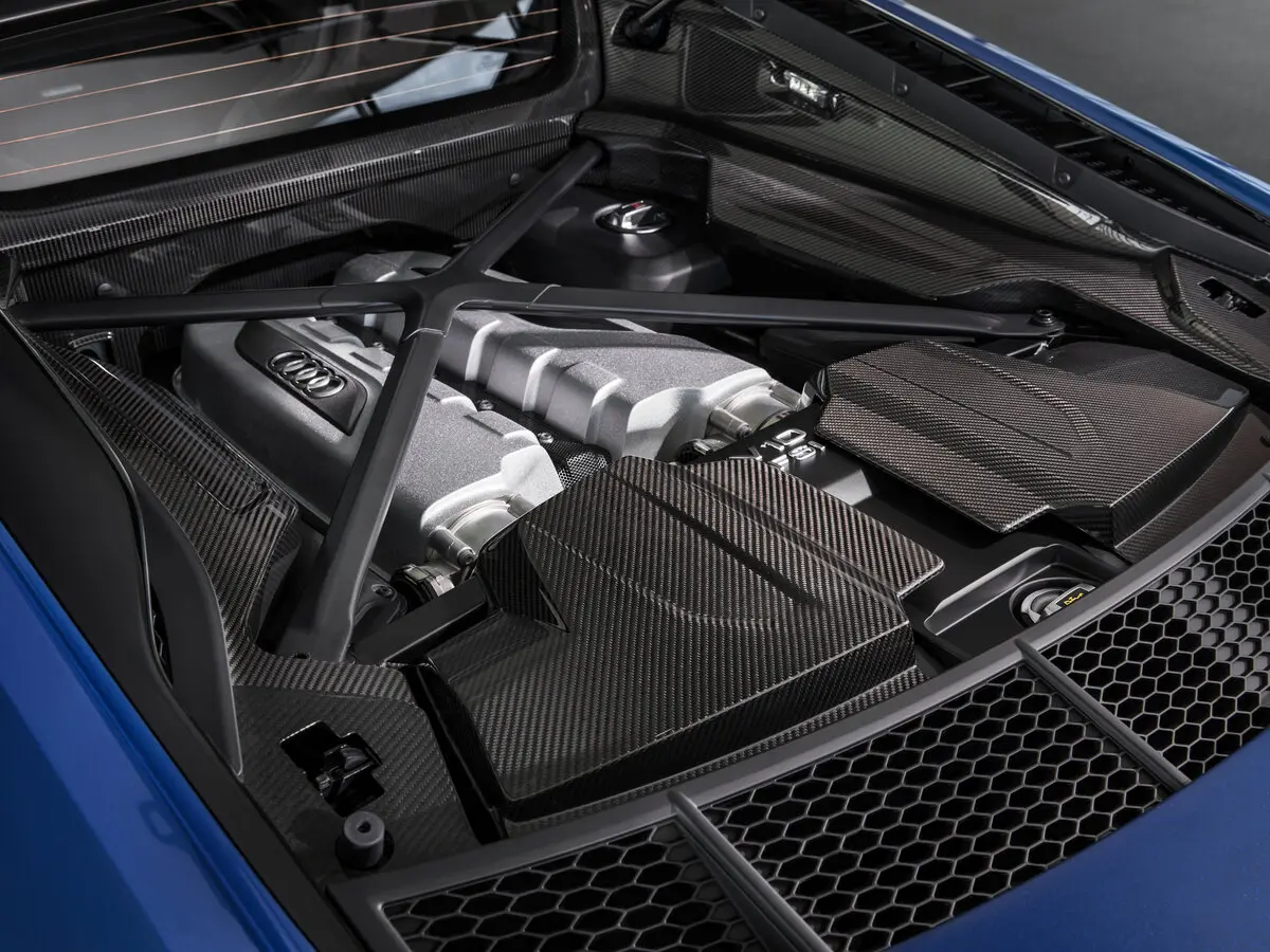 Audi R8 II (4S) Рестайлинг Купе — сүрөт 15