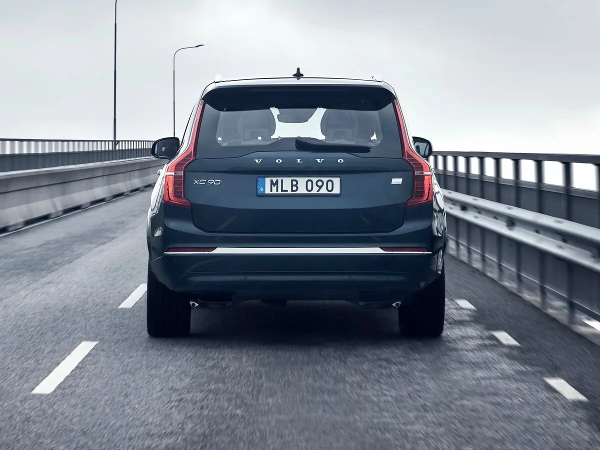 Volvo XC90 II Рестайлинг 1 Внедорожник 5 дв. — сүрөт 4