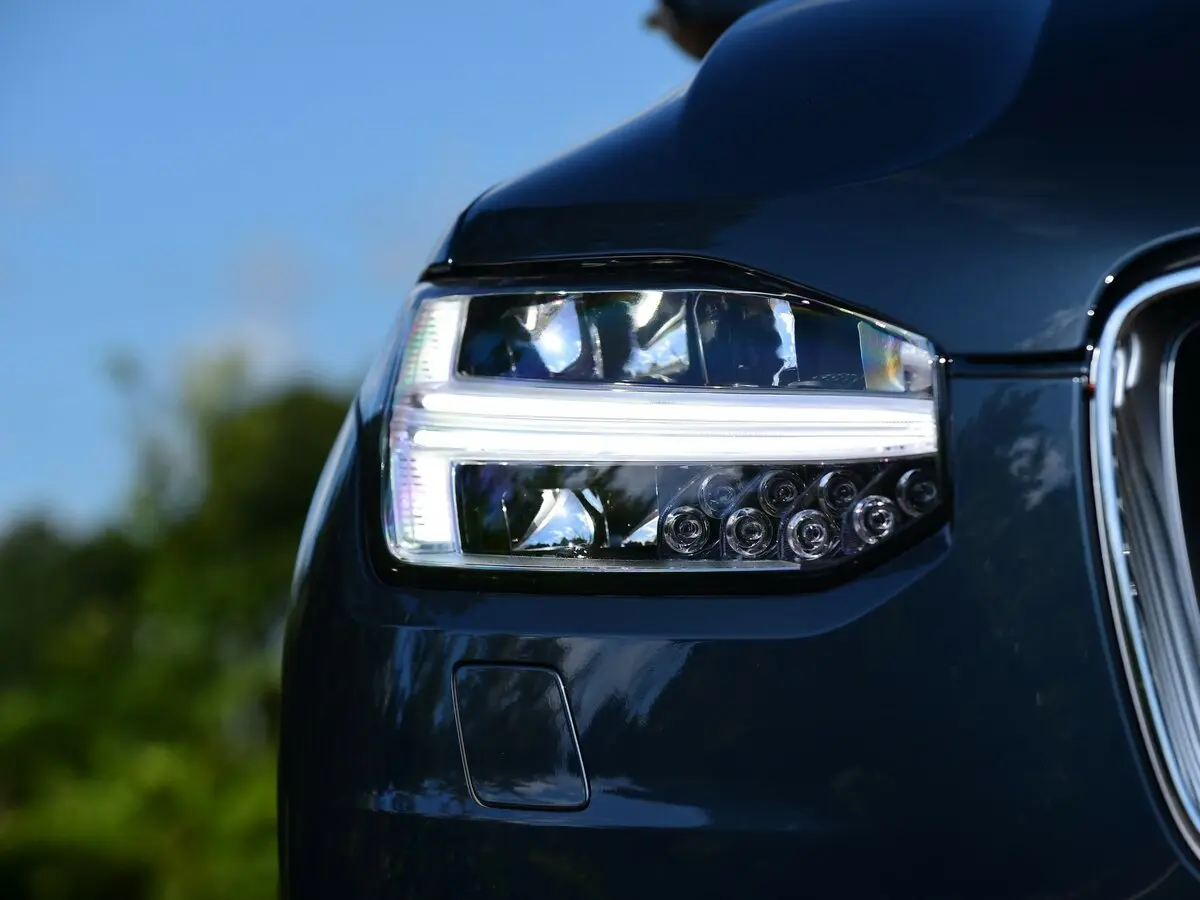 Volvo XC90 II Рестайлинг 1 Внедорожник 5 дв. — сүрөт 15